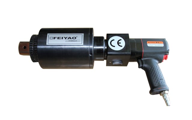 氣動定扭矩扳手