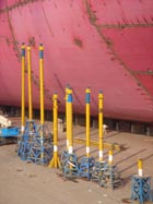 造船廠專用機(jī)械支撐現(xiàn)場(chǎng)圖