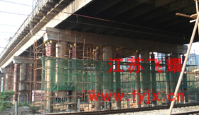 橋梁同步頂升現場圖